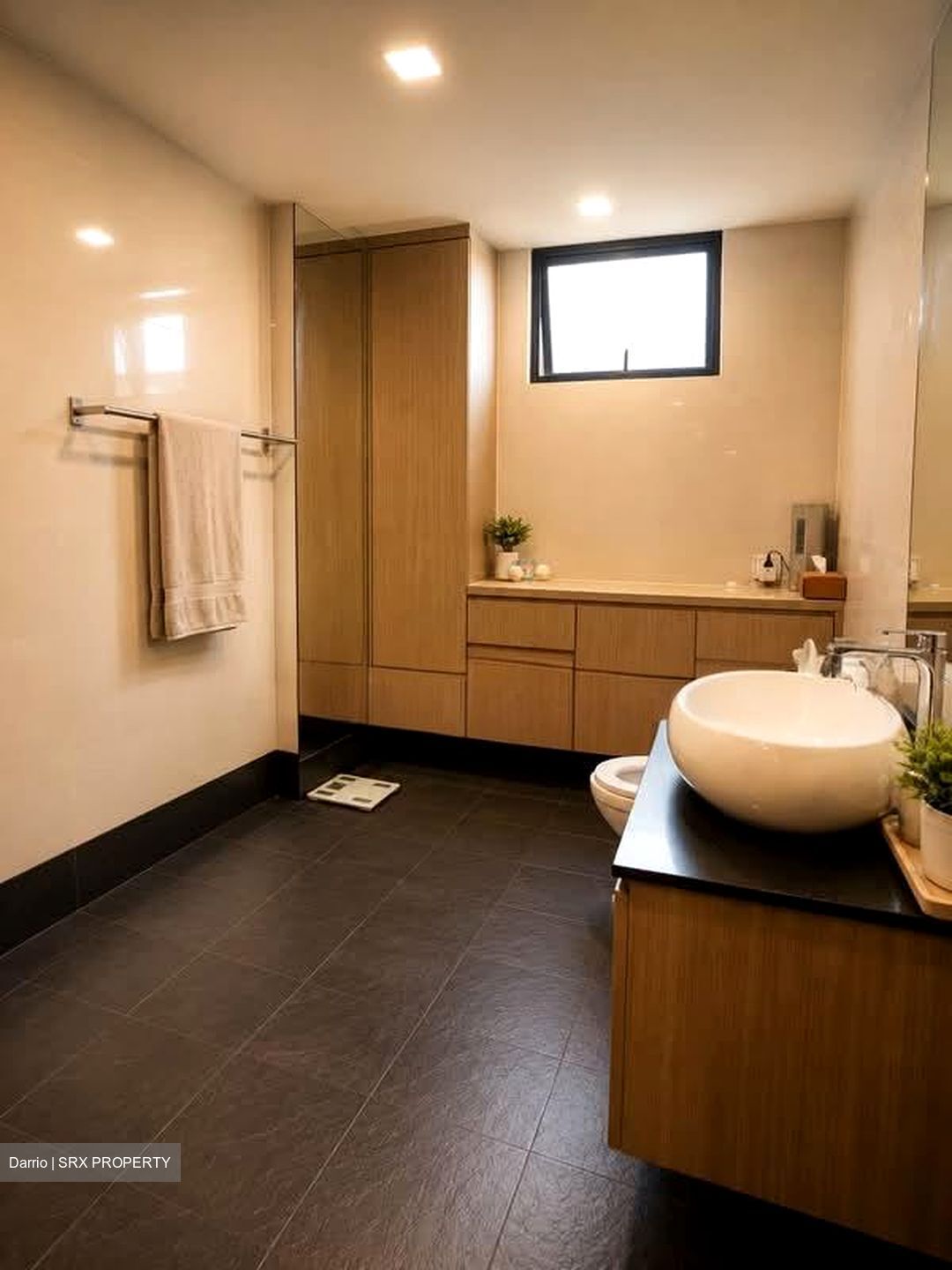 Simei Green Condominium (D18), Condominium #577203961